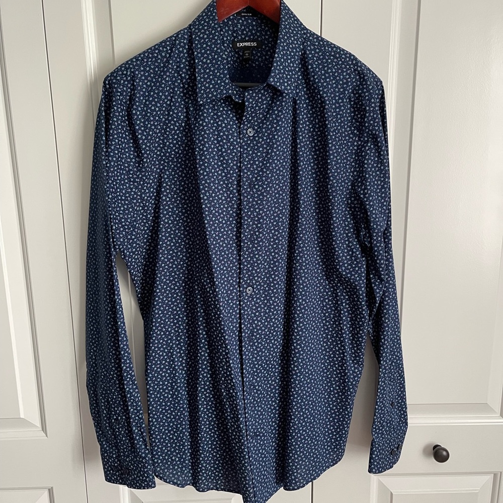 Mens XL Express button down dress shirt - business or casual! New without tags